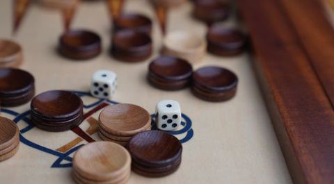 tiến lên trực tuyến Debet